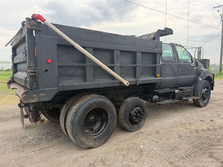 2006-ford-f750-image-4