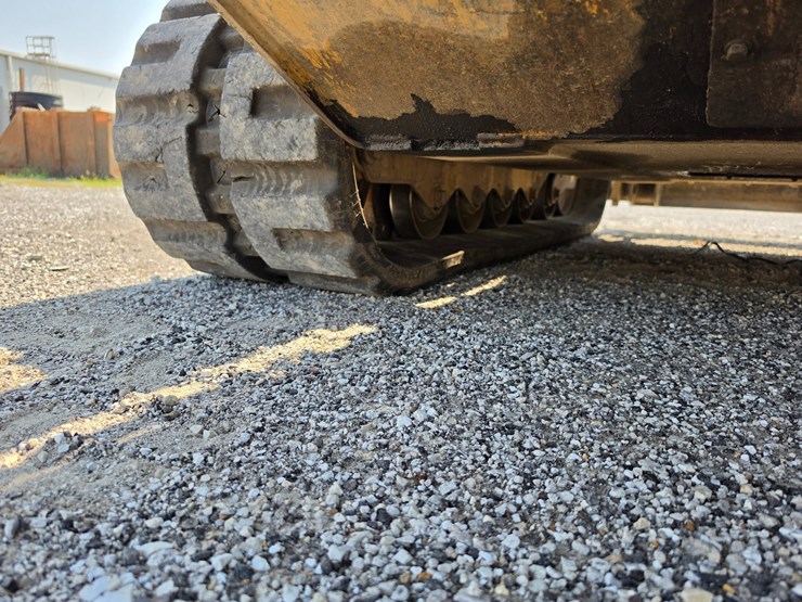 2016-caterpillar-289d-image-53