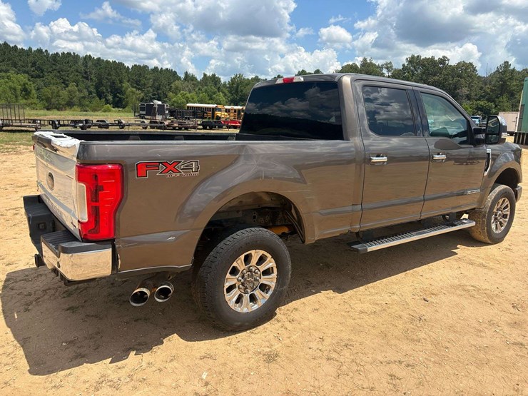 2017-ford-f250-image-3