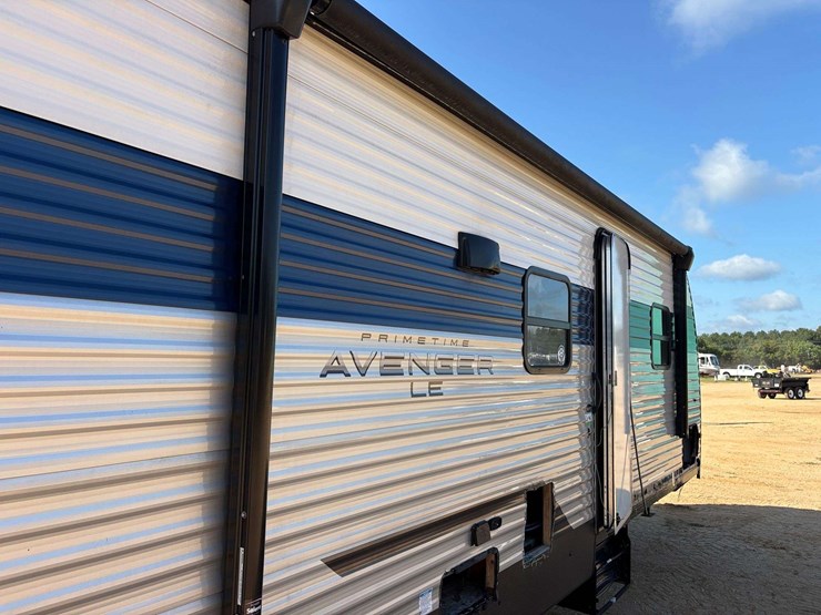 2022-forrest-river-"primetime-avenger-le"-bumper-pull-travel-trailer-image-13