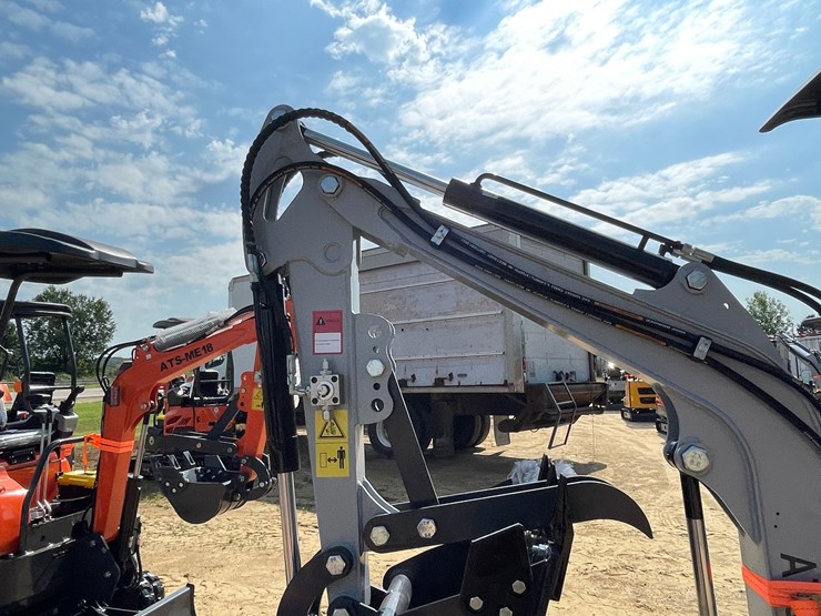 #423-•-ats-power-me18-mini-excavator-image-18