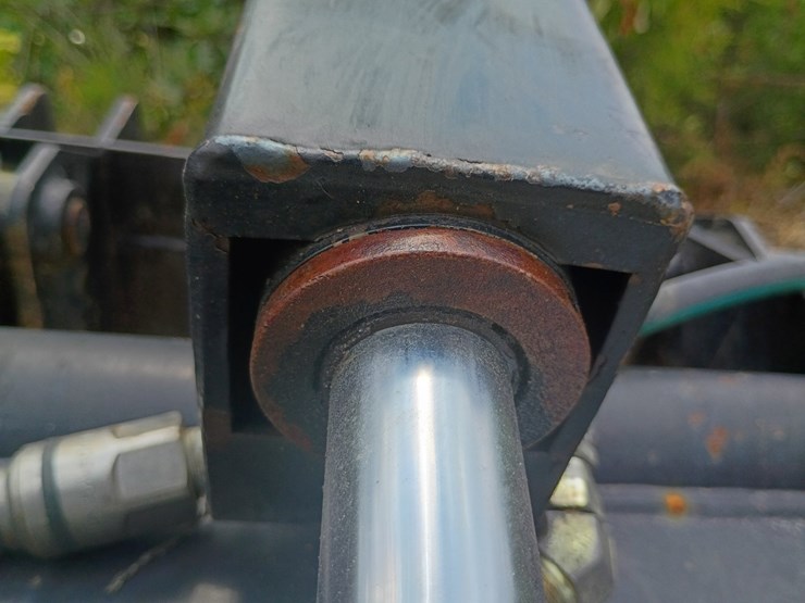 #24622-•-blue-diamond-rock-grapple-bucket-image-14