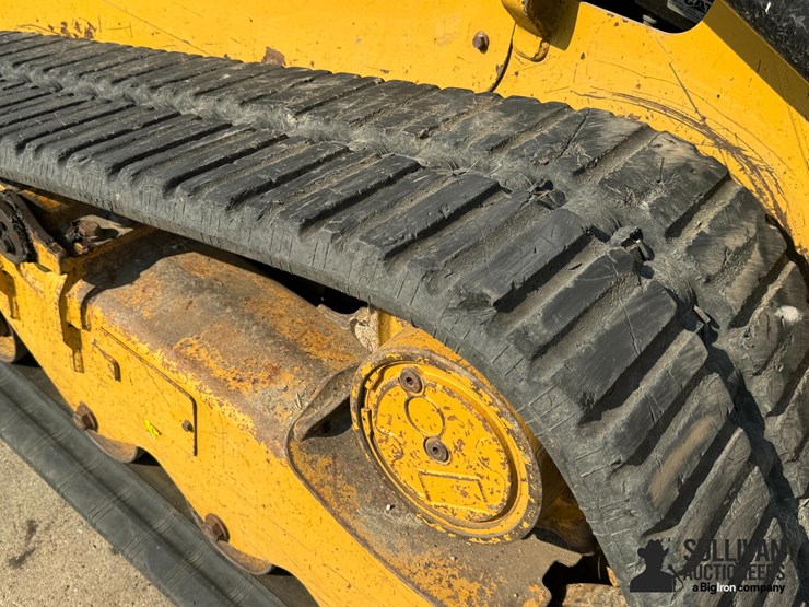 2014-caterpillar-259d-image-15