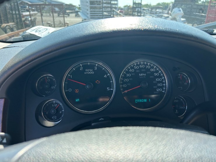 2007-chevrolet-2500-image-11