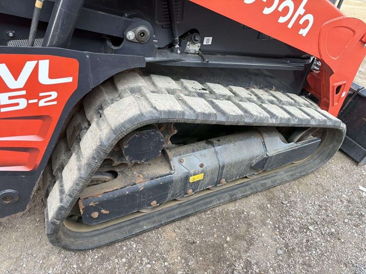 kubota-svl65-2-image-10