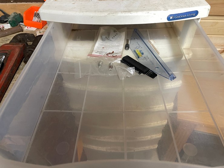 #10174-•-plastic-shelf-organize-and-contents-image-7