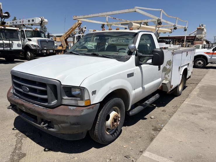 2004-ford-f350-image-1