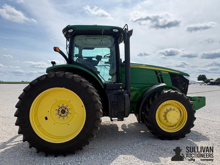 2012-john-deere-7215r-image-4