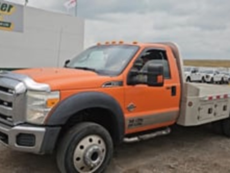 2015-ford-f550-image-5