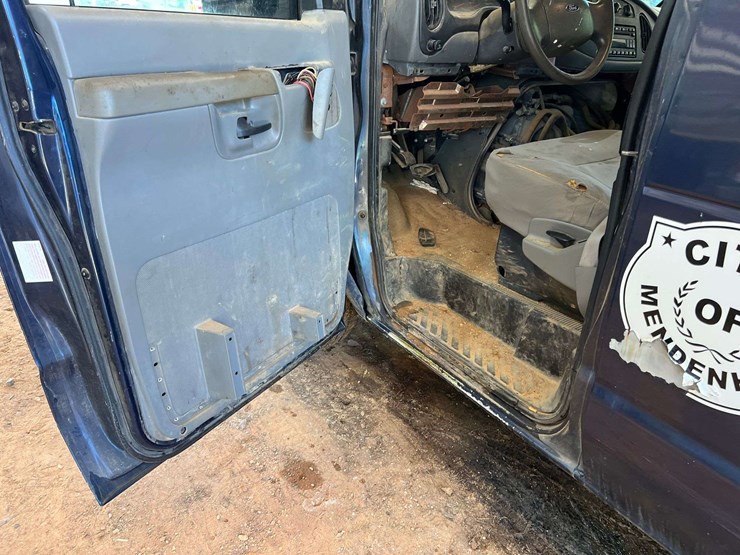 2006-ford-e150-image-20