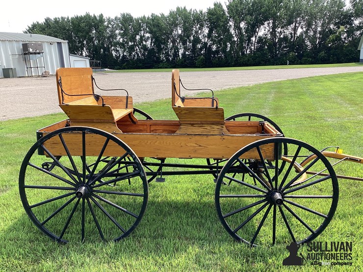 2-seat-horse-drawn-spring-wagon-image-4