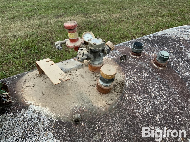 500-gal-propane-tank-image-13