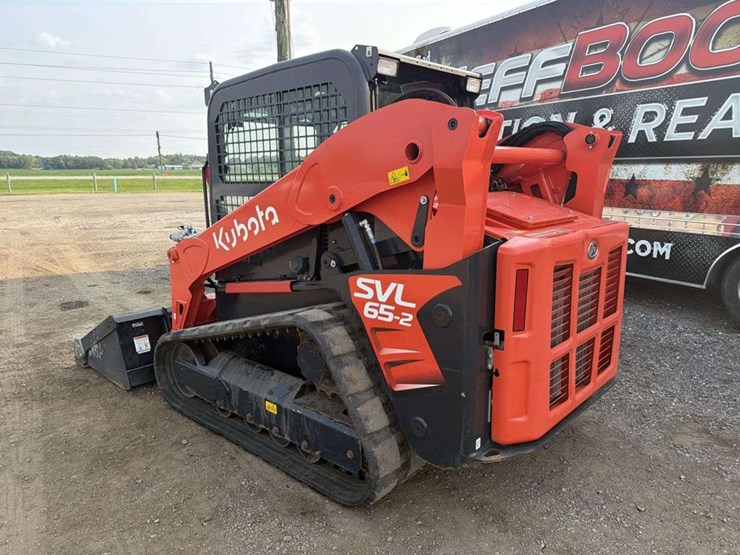 kubota-svl65-2-image-3