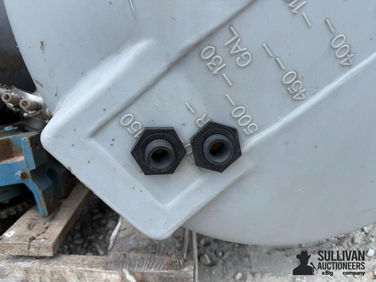 kinze-150-gal-liquid-fertilizer-tanks-image-10