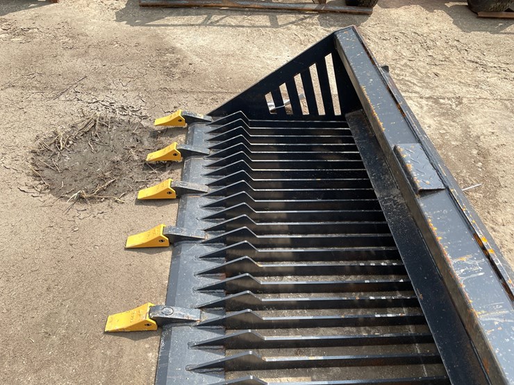 #9796-•-landhonor-72"-skid-steer-rock-bucket-attachment-image-9