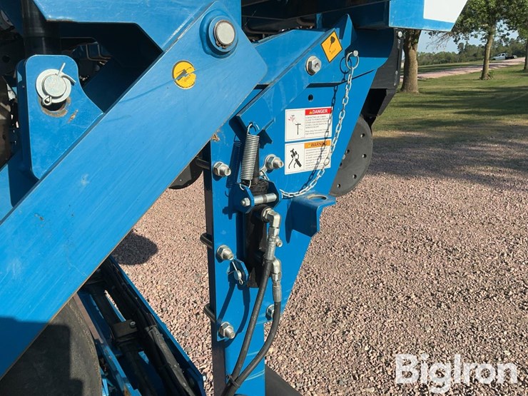 2021-kinze-3605-image-16