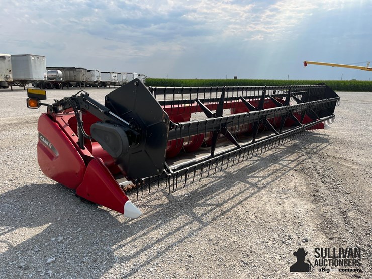 2011-case-ih-3020-image-3