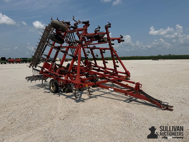 case-ih-4800-image-3