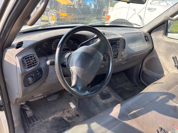 2001-ford-f150-image-7