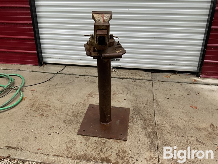 k-tool-6"-free-standing-hand-vice-image-2