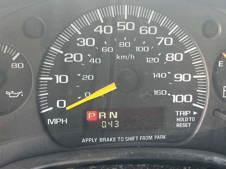 2001-chevrolet-express-bus-image-12