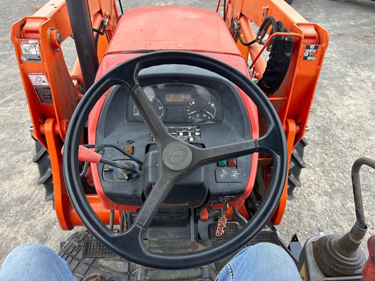 kubota-m6060-image-16