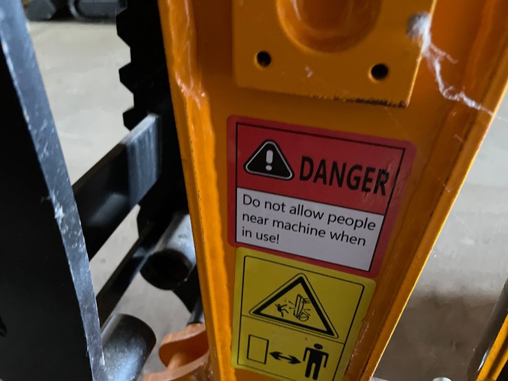 #9731-•-future-mini-excavator-image-40