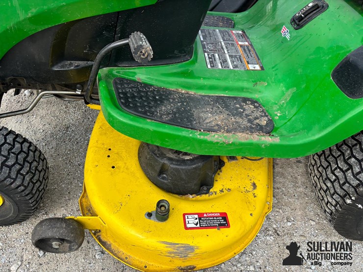 john-deere-d130-image-9