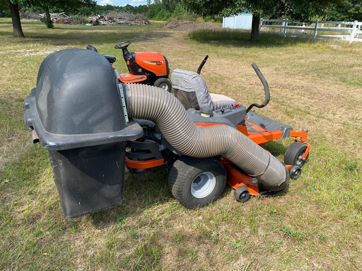 #7956-•-husqvarna-z254f-zero-turn-lawn-mower-image-4