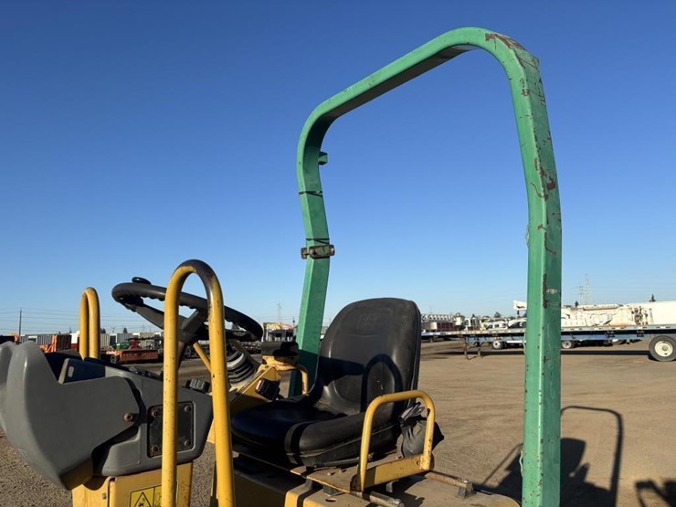 2006-caterpillar-cb-224e-image-18