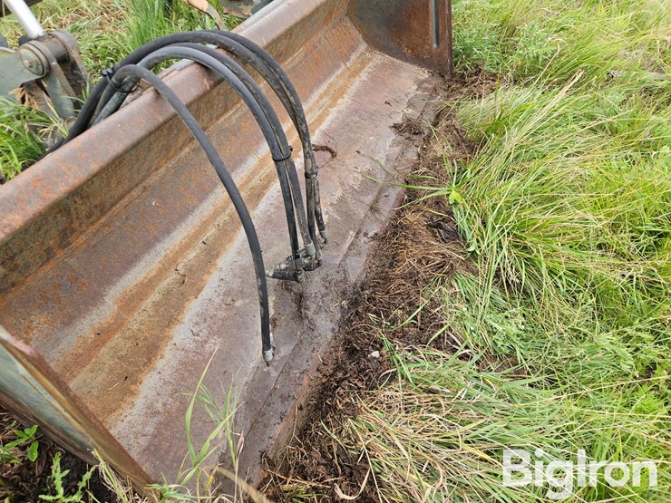 new-holland-8670-image-16