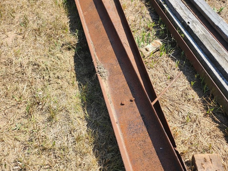#2828-•-(4)-metal-i-beams-image-2
