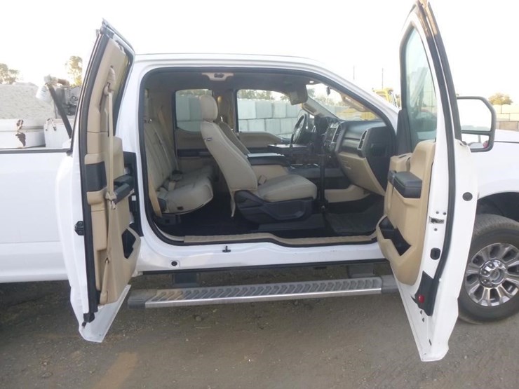 2019-ford-f250-image-16