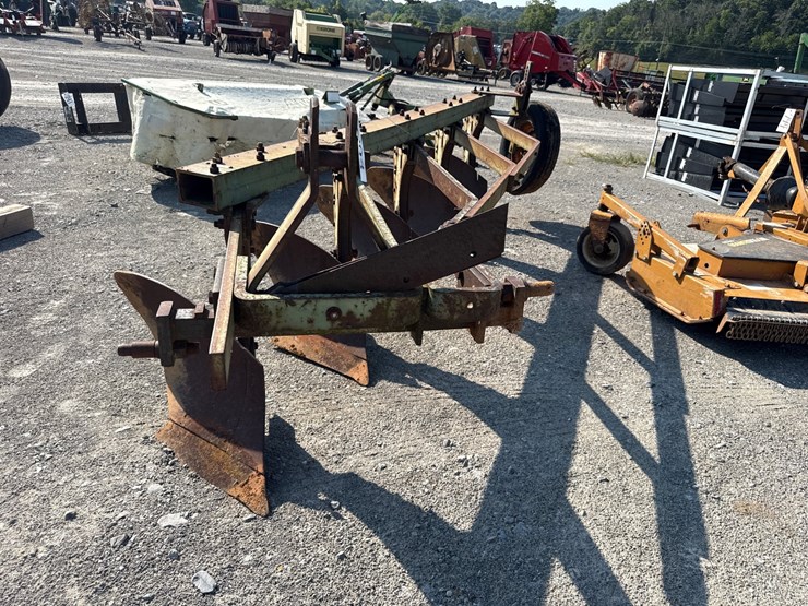john-deere-5-image-2