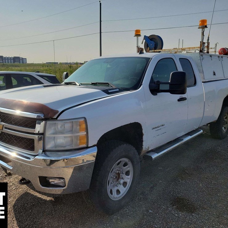 2013 CHEVROLET SILVERADO 3500HD LT