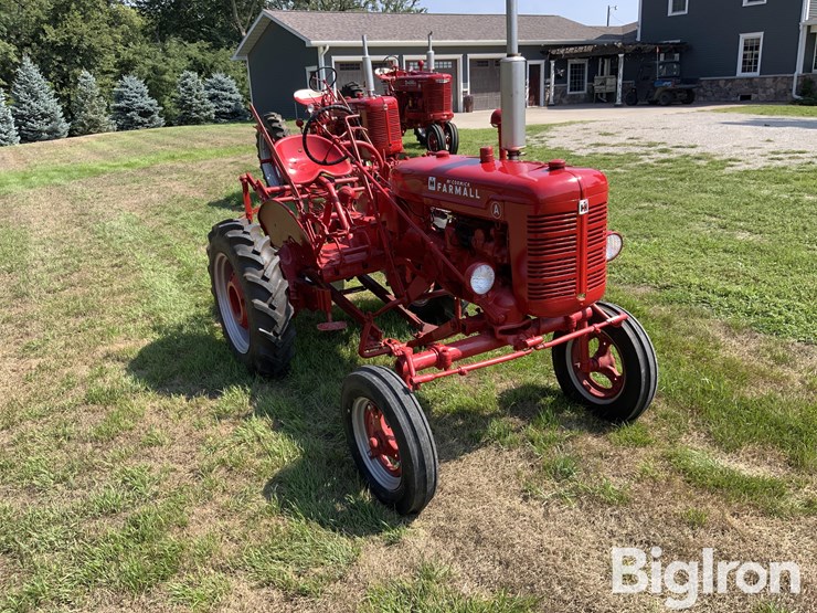 mccormick-farmall-a-2wd-tractor-w/plow-no.-87-image-3