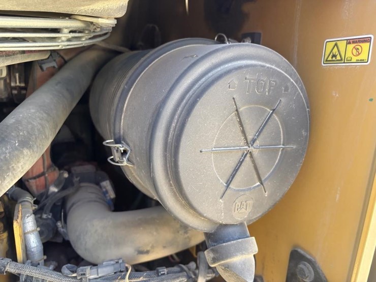 2019-caterpillar-272d2-image-42