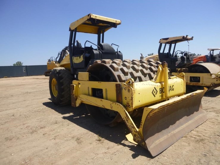 2012-bomag-bw213pdh-40-image-3