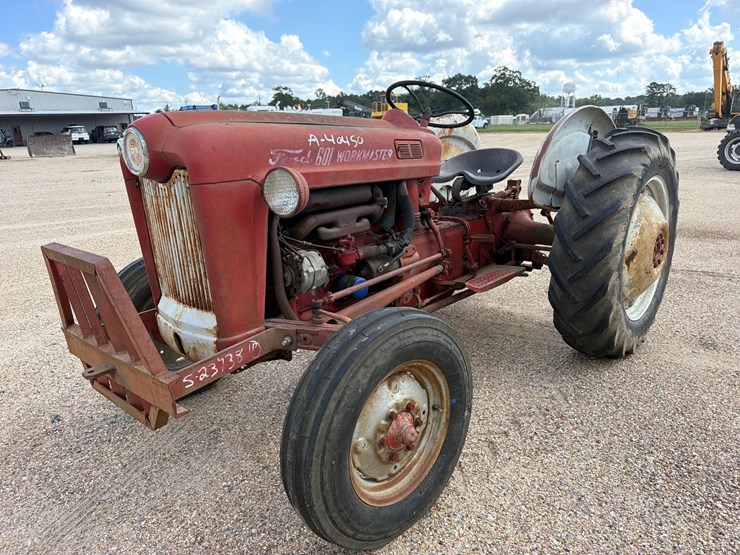 1958-ford-601-workmaster-image-4