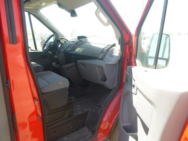 2018-ford-transit-image-15