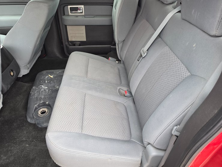2011-ford-f150-image-44