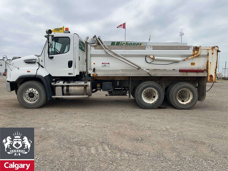 2016-freightliner-114sd-image-6