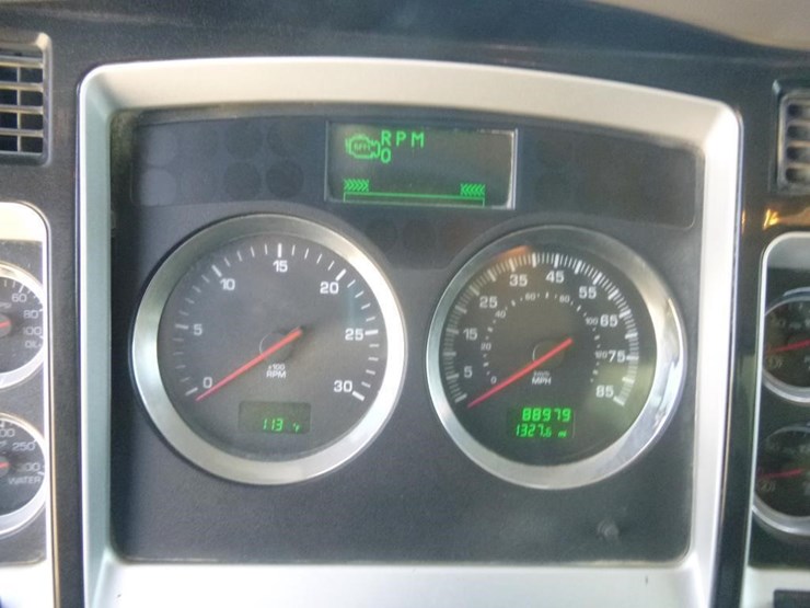 2011-kenworth-t400-image-14