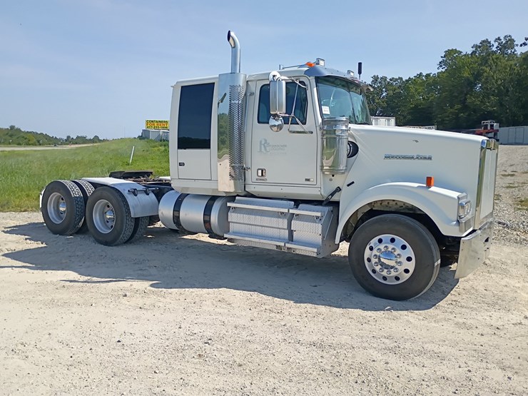 2014-western-star-4900-image-12