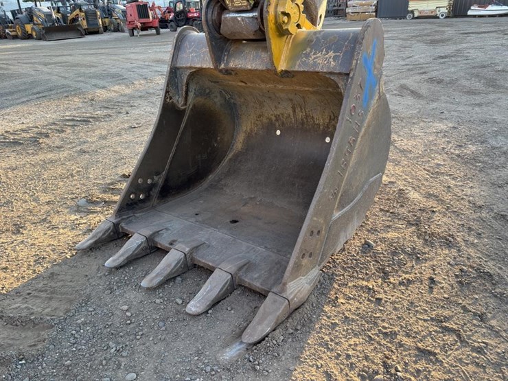 2023-xcmg-xe155ucr-hydraulic-excavator-image-12