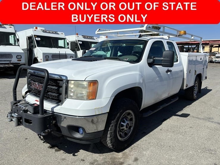 2012-gmc-sierra-3500hd-image-1