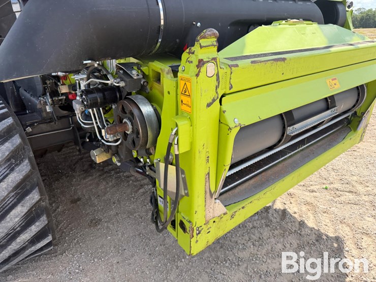 2023-claas-lexion-8700tt-image-15