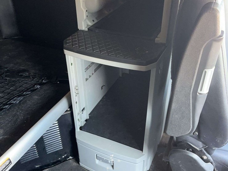 2022-kenworth-t680-image-30