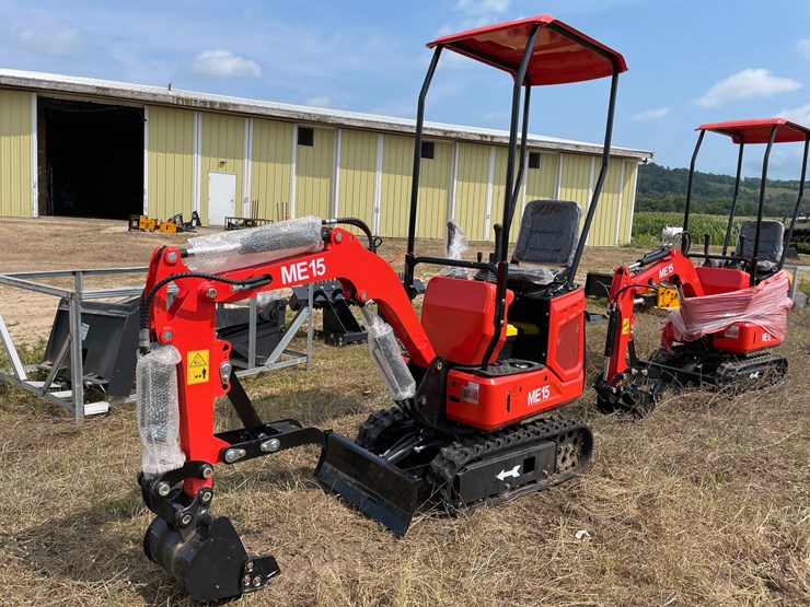 #9725-•-alistair-mini-excavator-me15-image-1