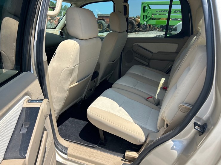 2007-ford-explorer-sport-trac-image-8